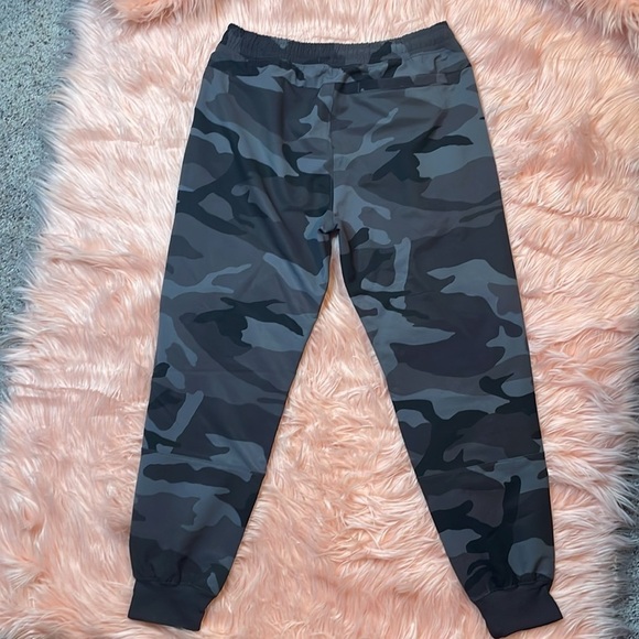 Abercrombie & Fitch Camouflage Joggers Size XS - Picture 5 of 7